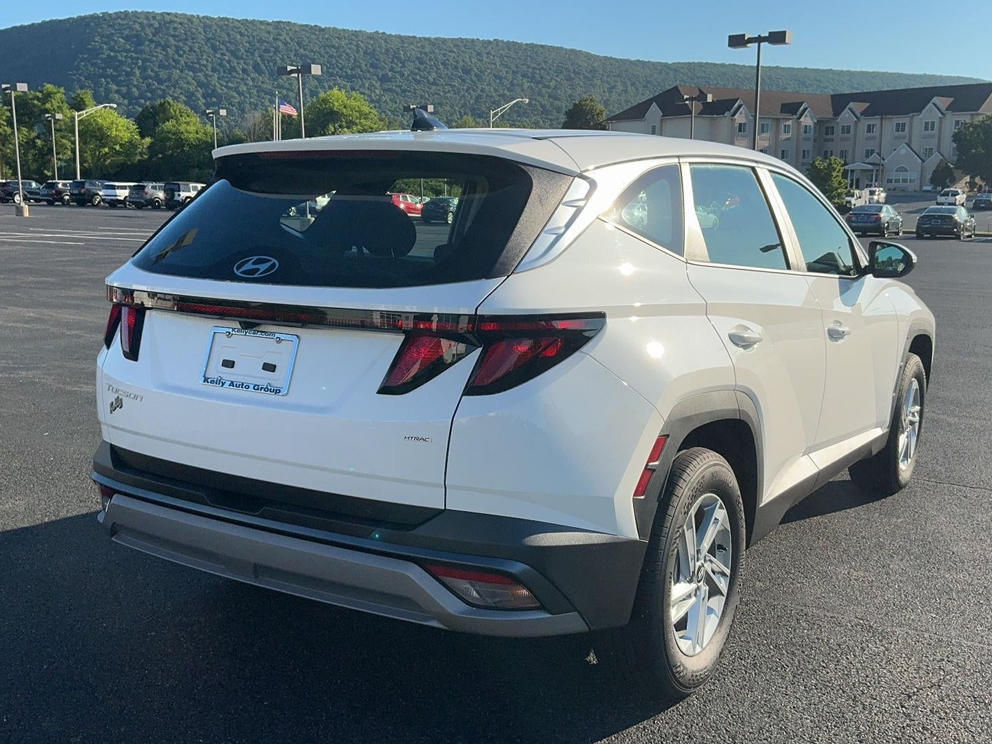 2025 Hyundai TUCSON SE
