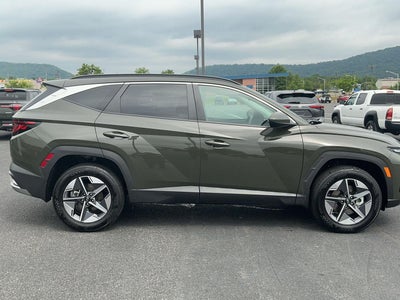 2025 Hyundai TUCSON SEL