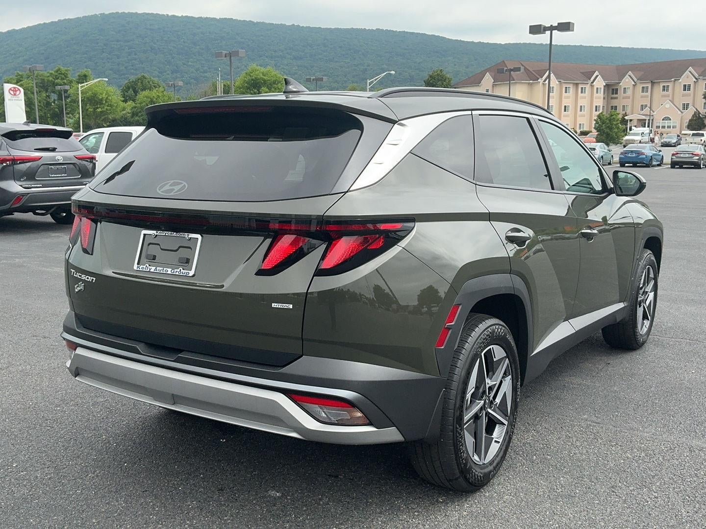 2025 Hyundai TUCSON SEL