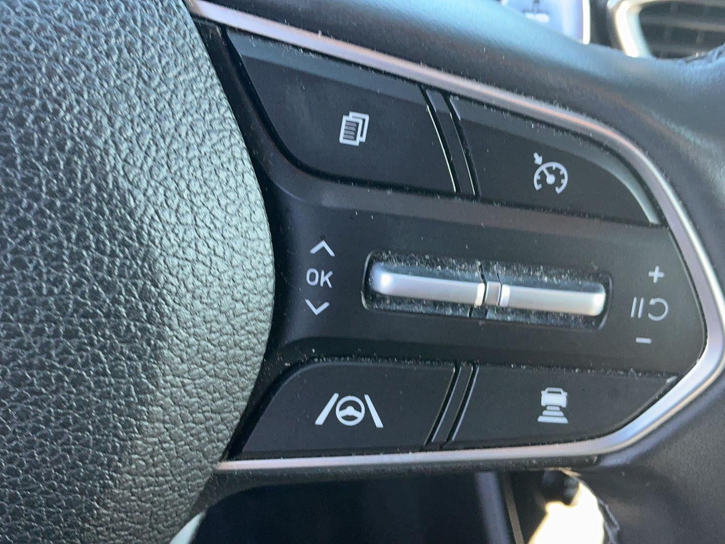 2021 Hyundai SANTA FE SEL