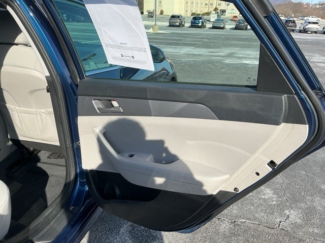 2019 Hyundai SONATA SE