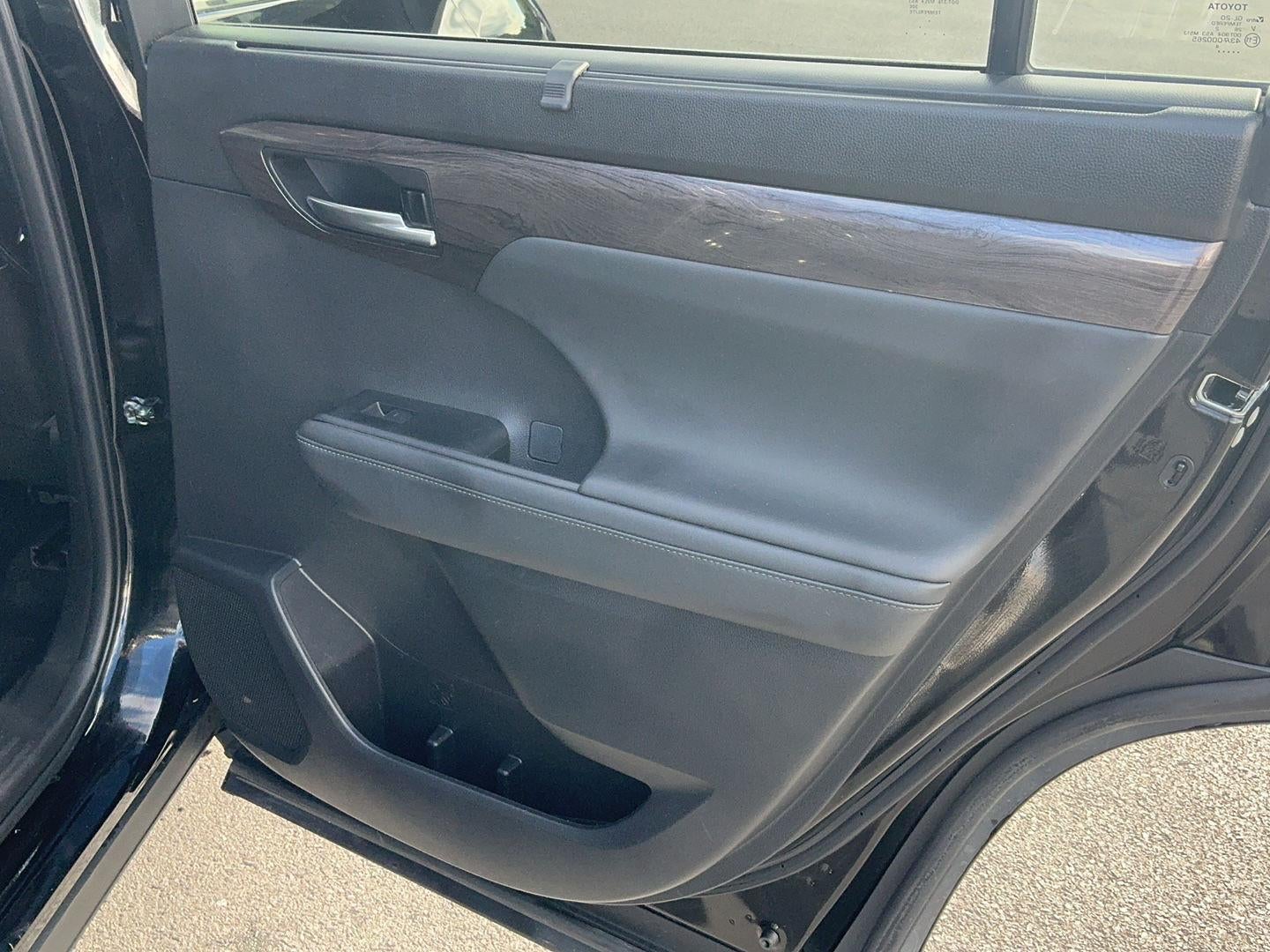 2022 Toyota Highlander Limited