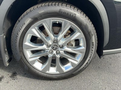 2022 Toyota Highlander Limited