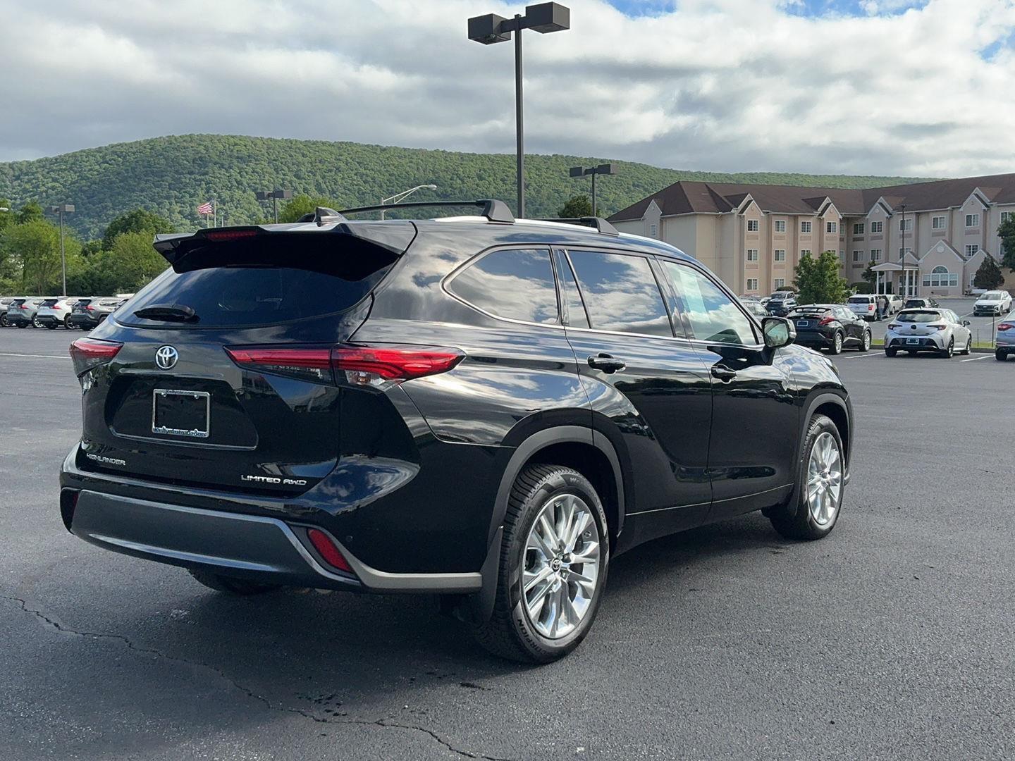 2022 Toyota Highlander Limited