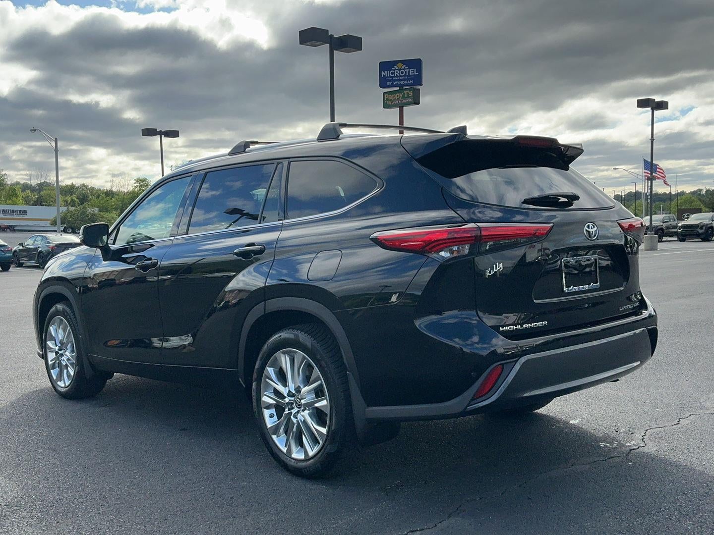 2022 Toyota Highlander Limited
