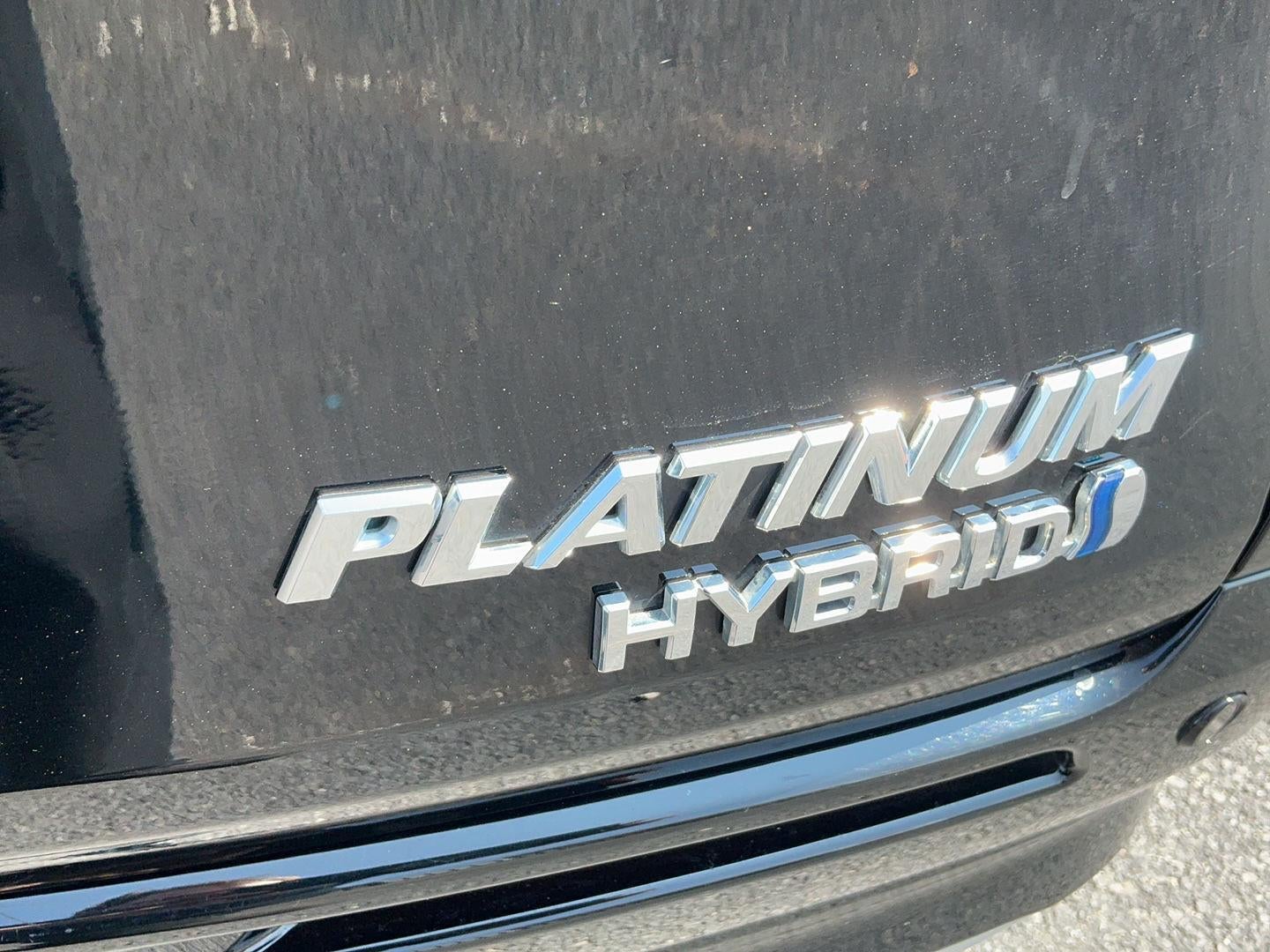 2023 Toyota Sienna Platinum 7-Passenger