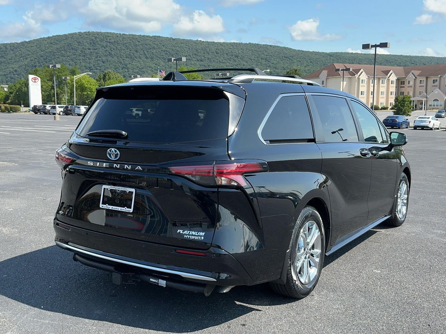 2023 Toyota Sienna Platinum 7-Passenger