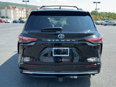 2023 Toyota Sienna Platinum 7-Passenger