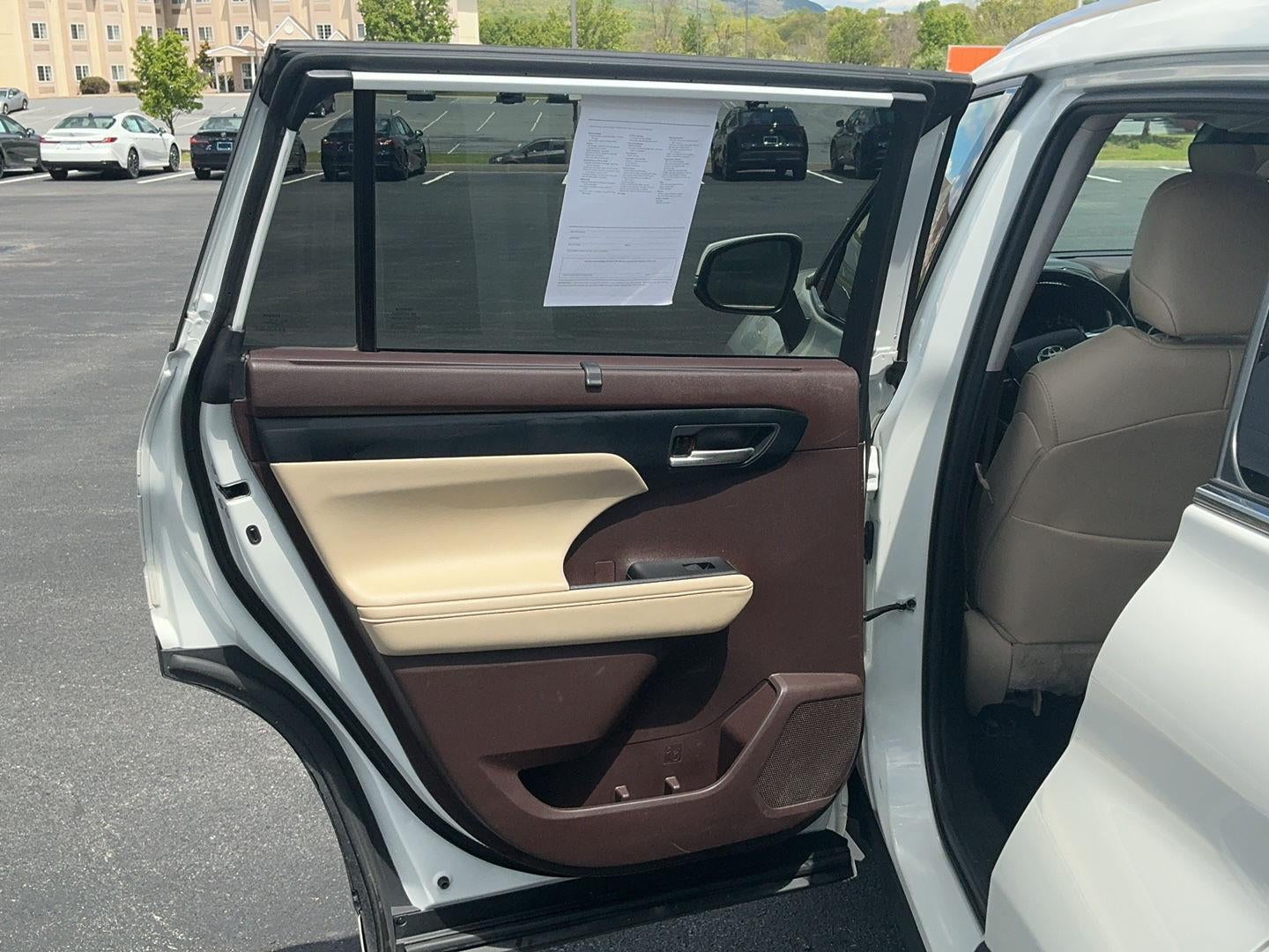 2021 Toyota Highlander XLE