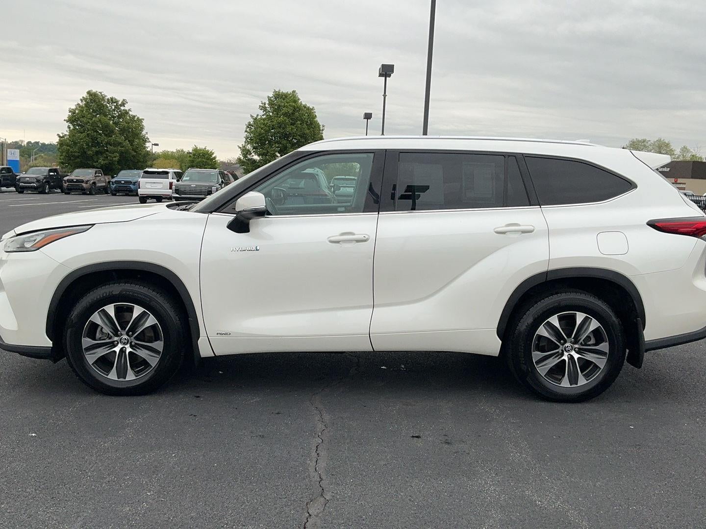 2020 Toyota Highlander Hybrid XLE