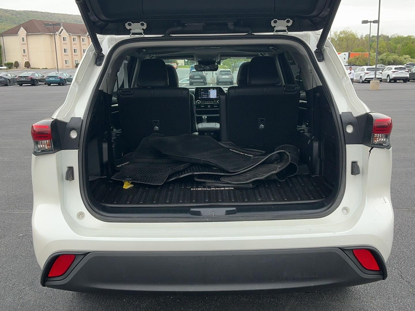 2020 Toyota Highlander Hybrid XLE