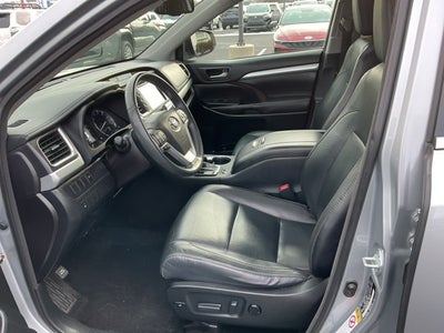 2016 Toyota Highlander XLE V6