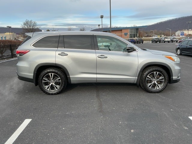 2016 Toyota Highlander XLE V6