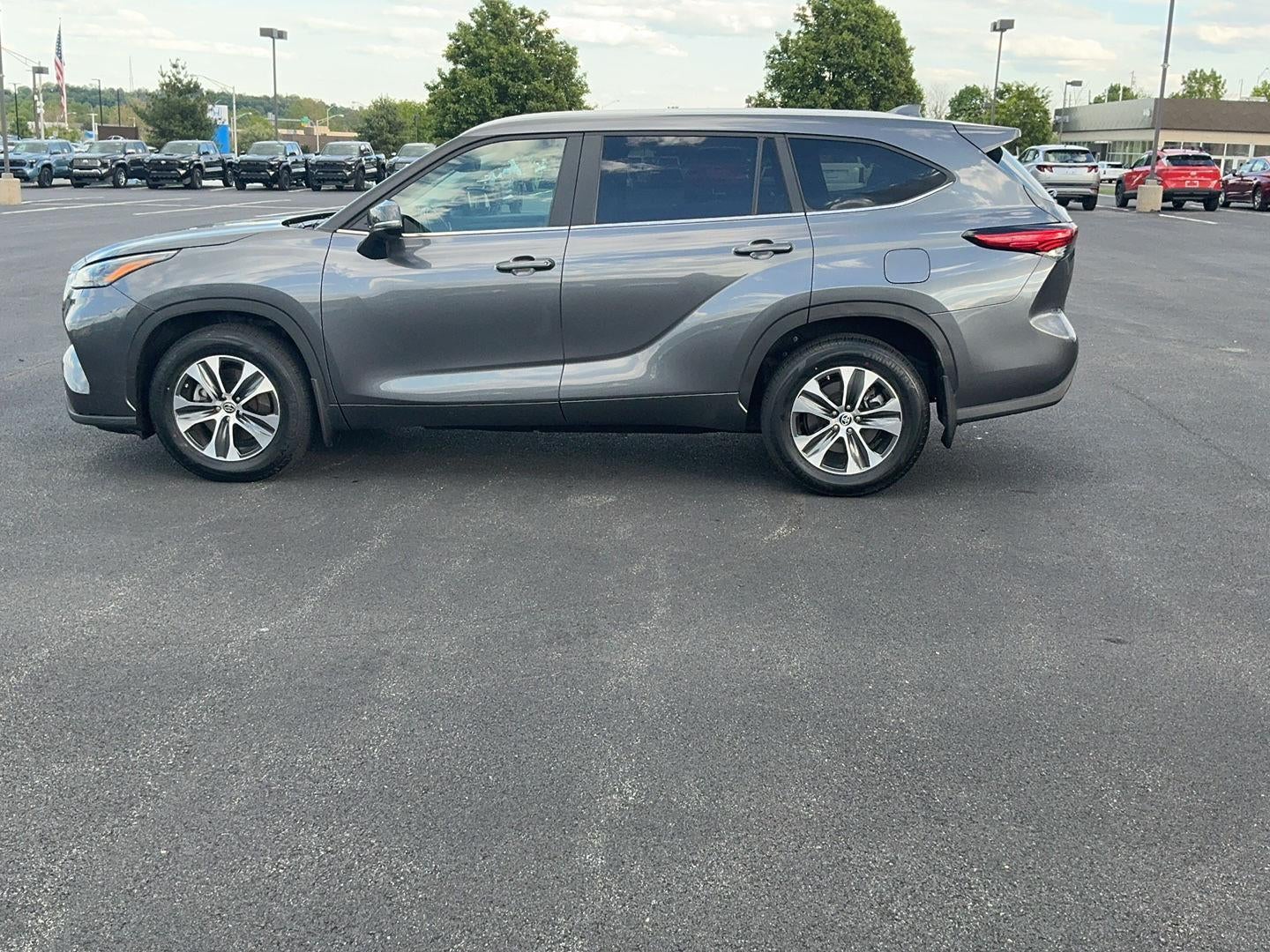 2023 Toyota Highlander XLE