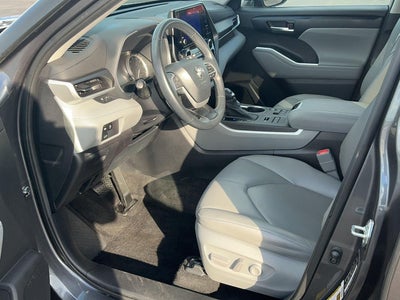 2023 Toyota Highlander XLE