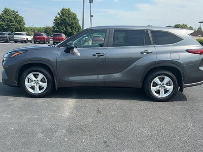 2023 Toyota Highlander LE