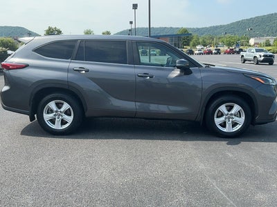 2023 Toyota Highlander LE