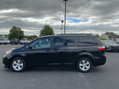 2015 Toyota Sienna LE
