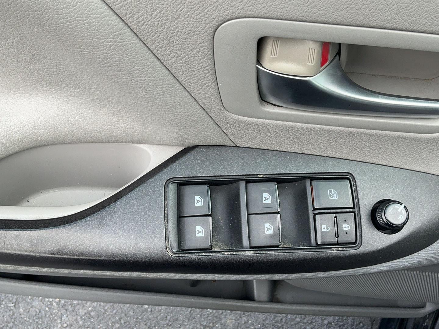 2015 Toyota Sienna LE