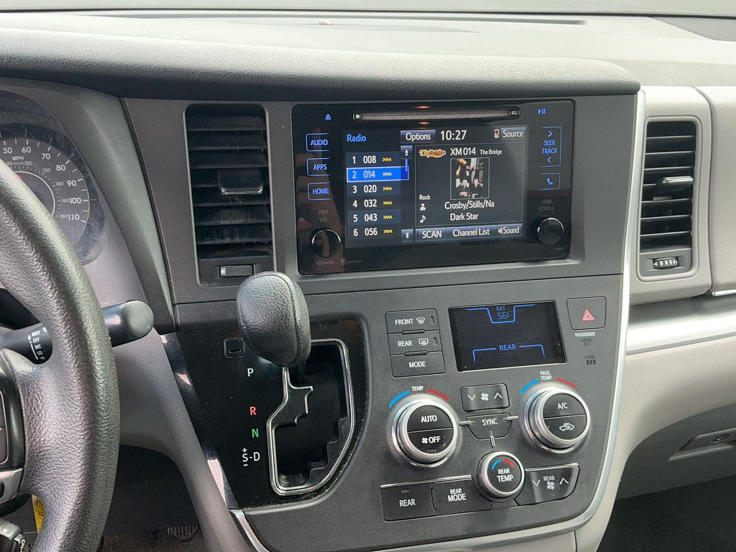 2015 Toyota Sienna LE