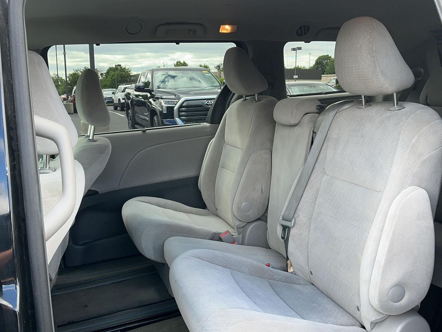 2015 Toyota Sienna LE