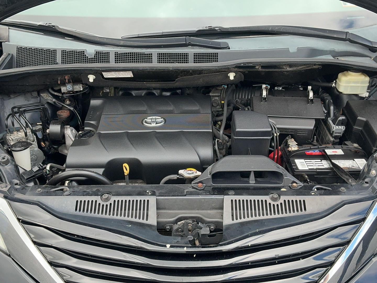 2015 Toyota Sienna LE