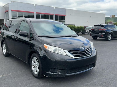 2015 Toyota Sienna LE