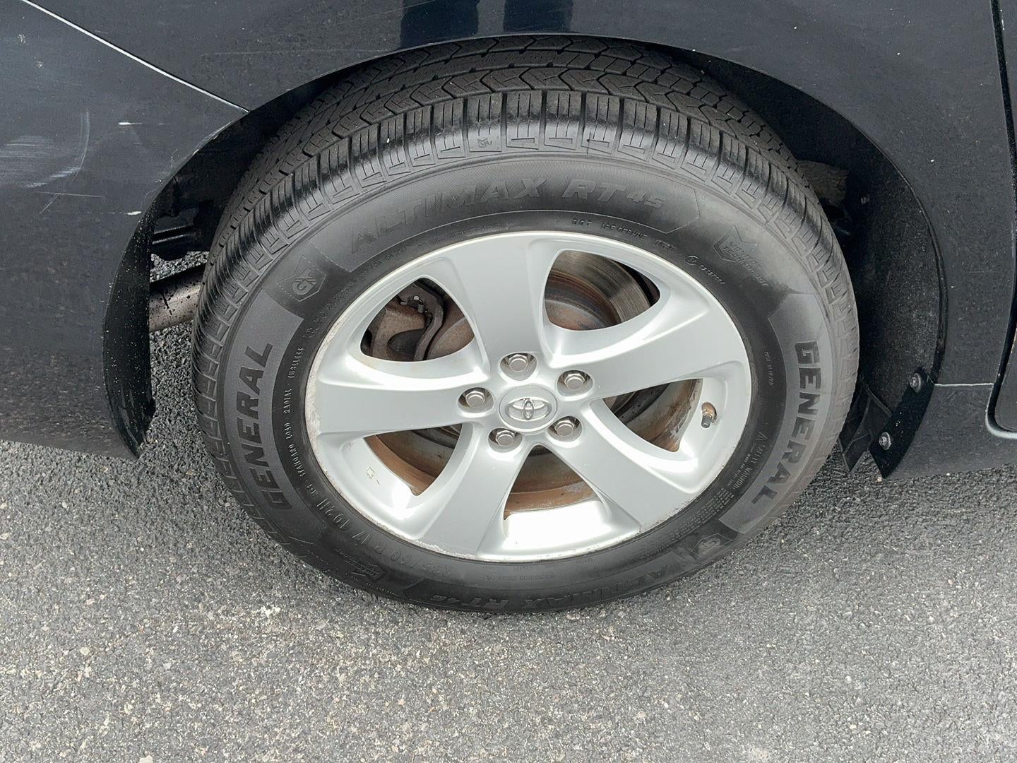 2015 Toyota Sienna LE
