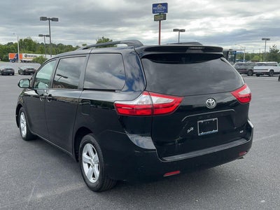 2015 Toyota Sienna LE