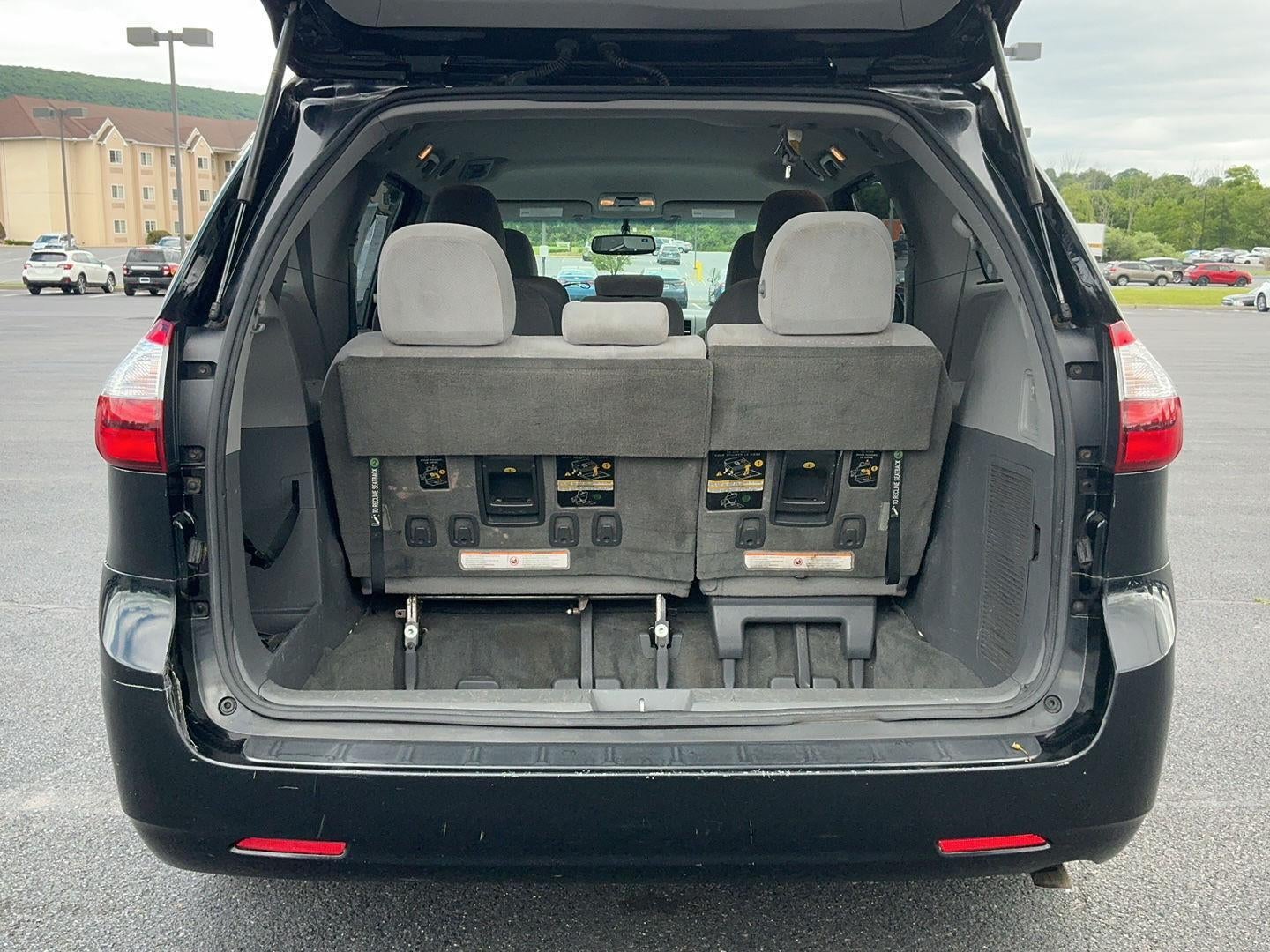 2015 Toyota Sienna LE
