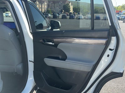 2023 Toyota Highlander Hybrid Limited
