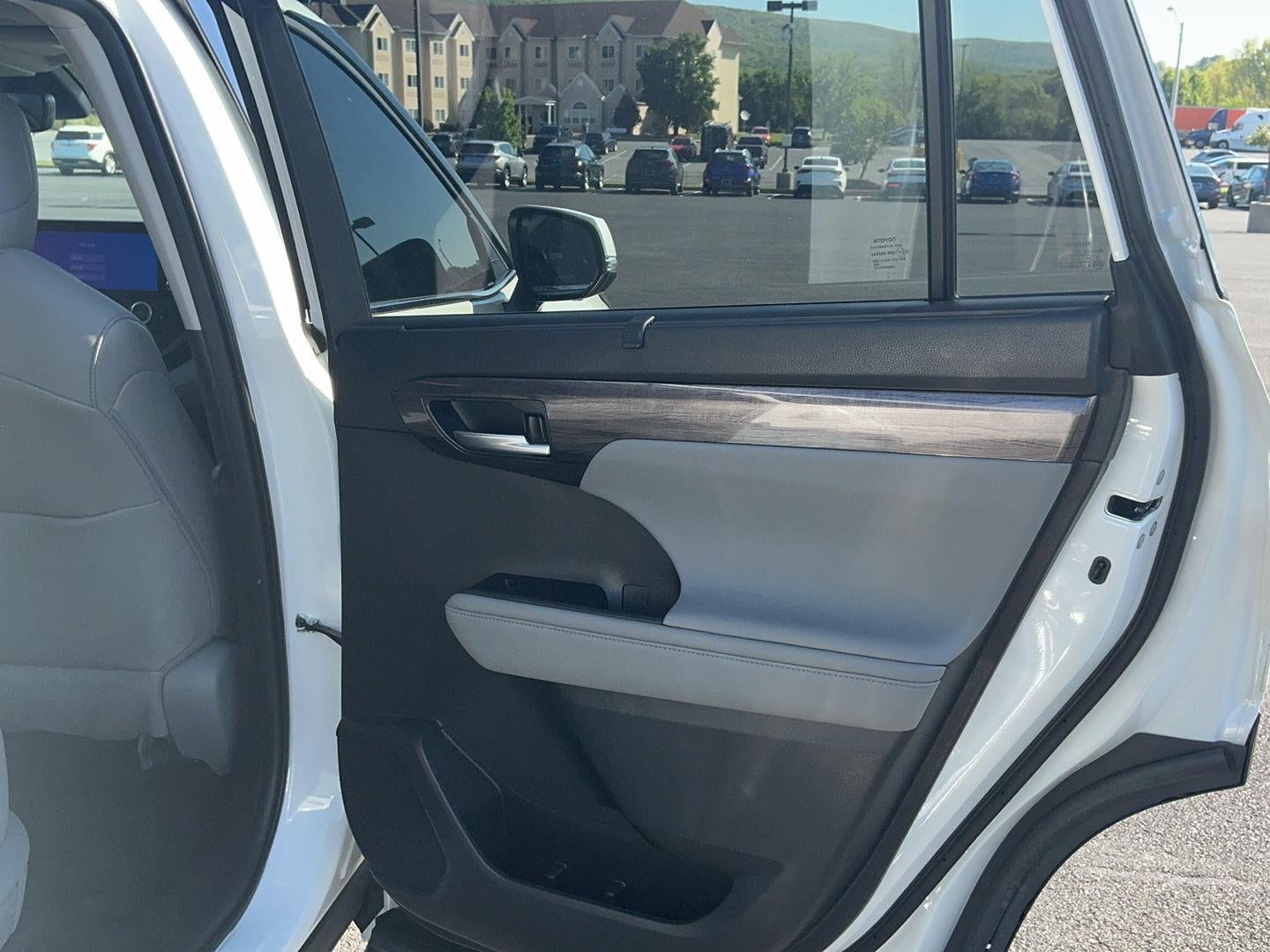 2023 Toyota Highlander Hybrid Limited
