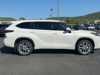 2023 Toyota Highlander Hybrid Limited