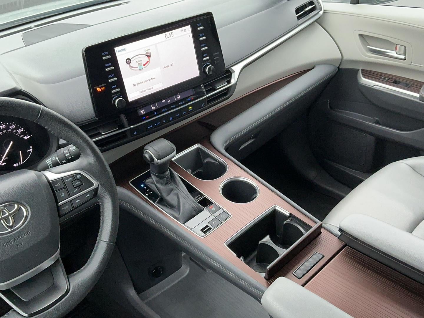 2022 Toyota Sienna XLE