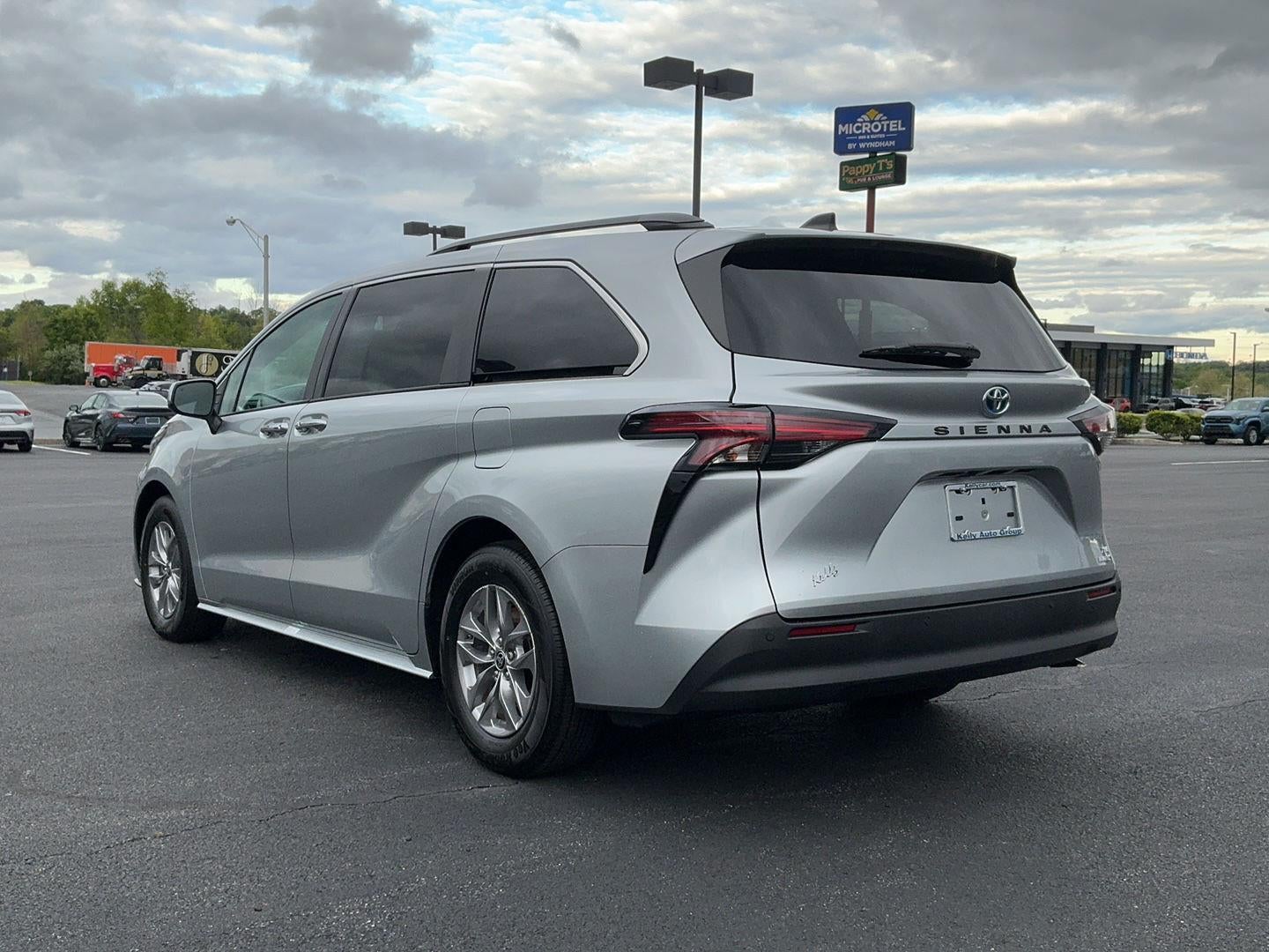 2022 Toyota Sienna XLE