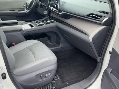 2021 Toyota Sienna Limited 7-Passenger