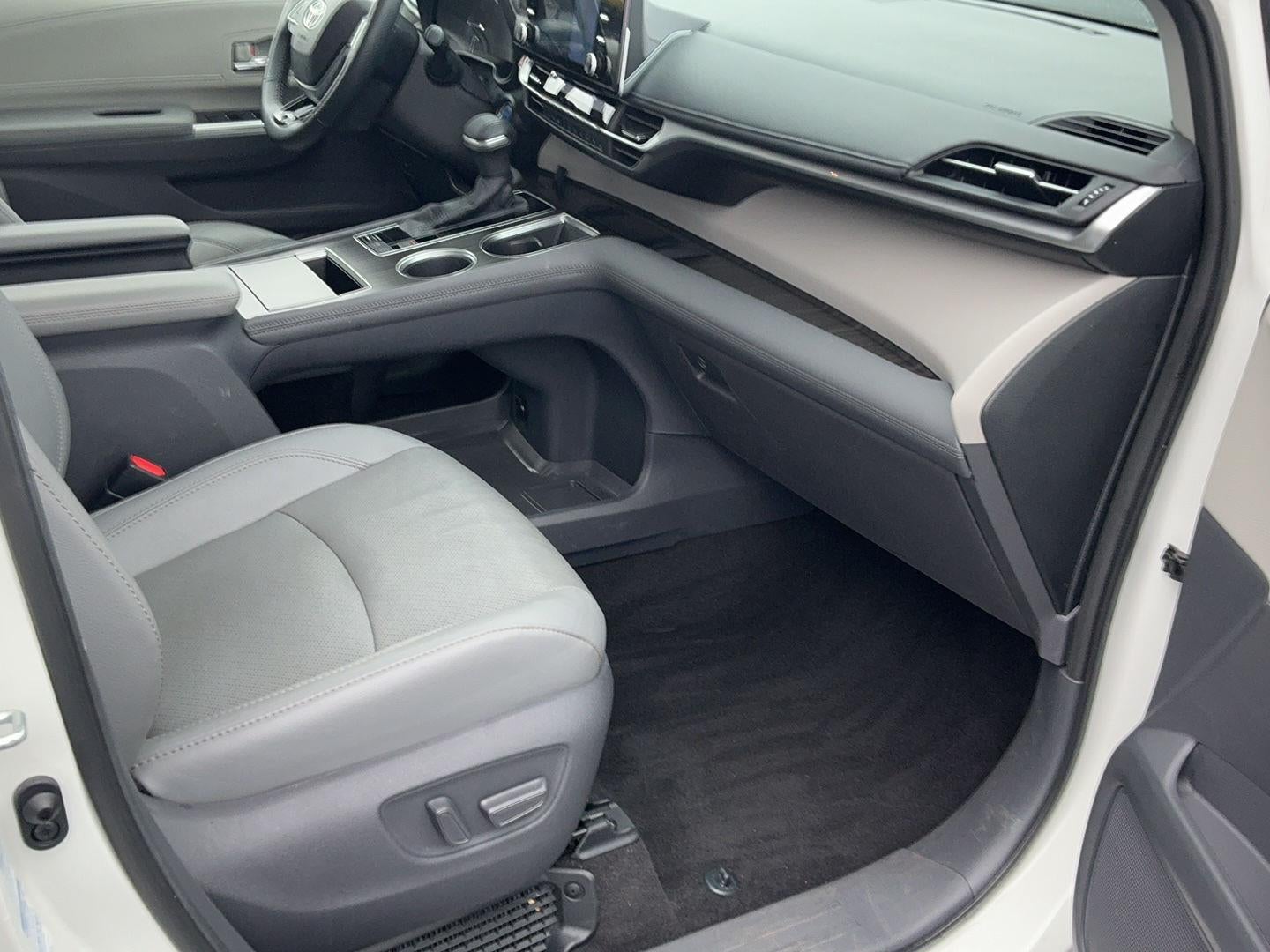 2021 Toyota Sienna Limited 7-Passenger