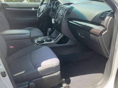 2013 Kia Sorento LX