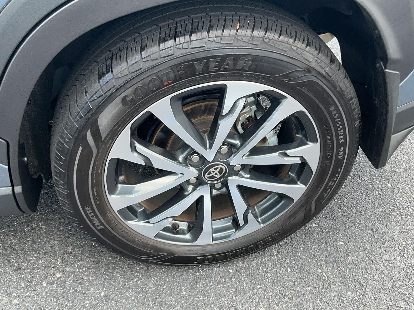 2024 Toyota Corolla Cross XLE