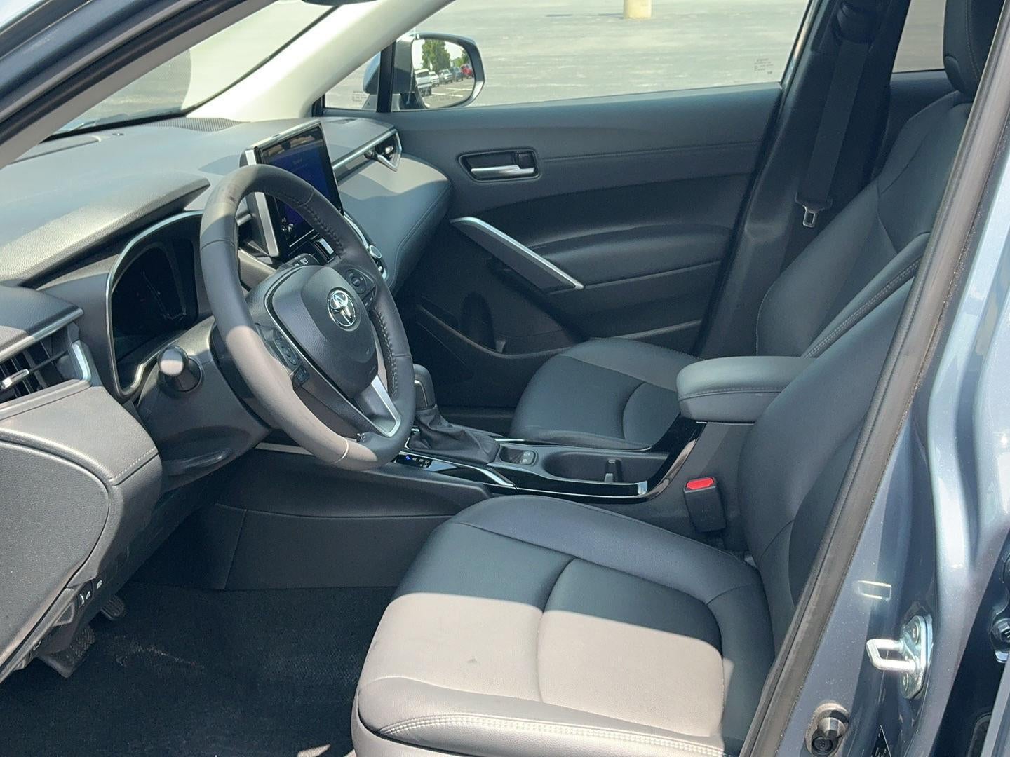 2024 Toyota Corolla Cross XLE
