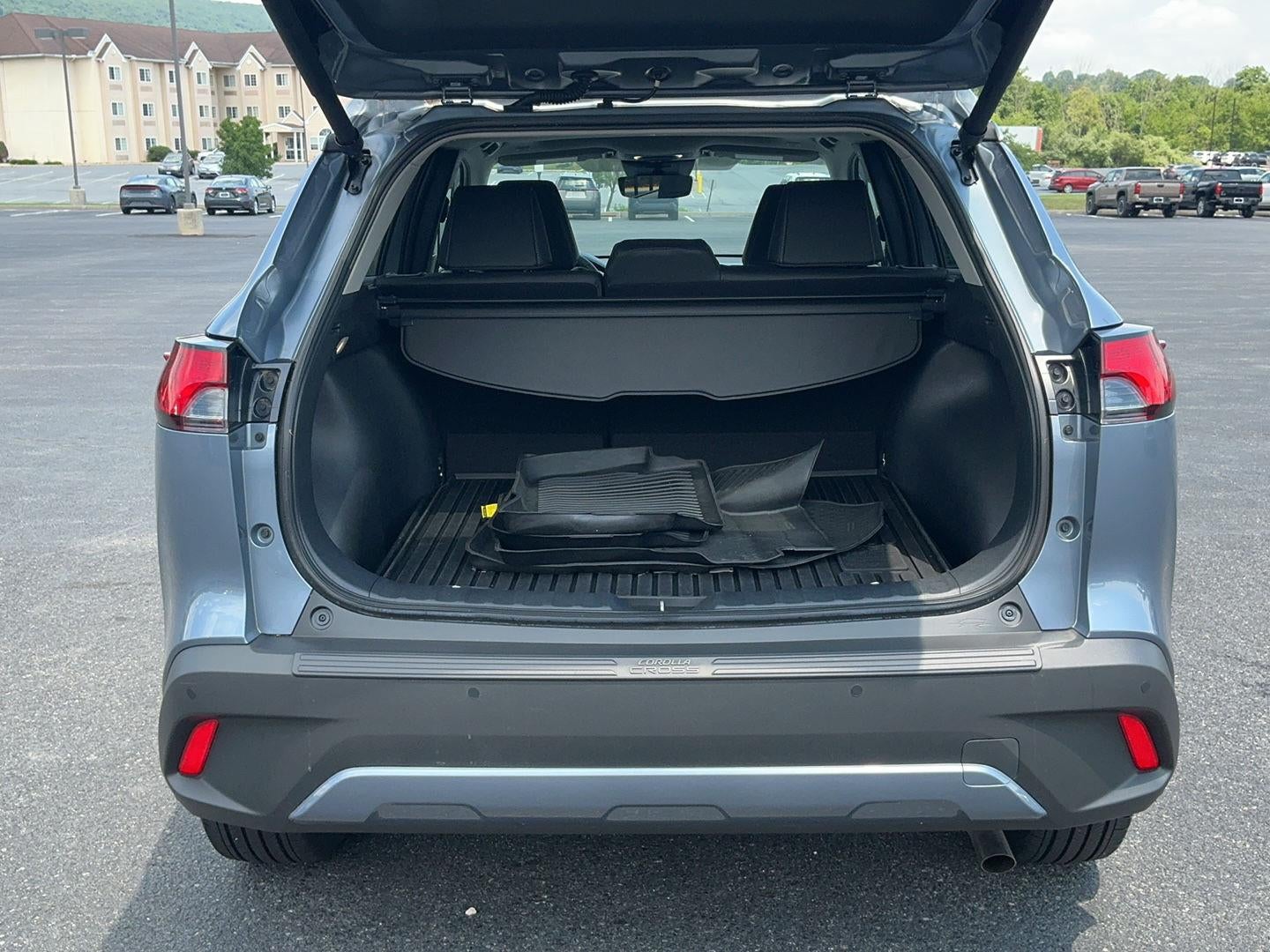 2024 Toyota Corolla Cross XLE