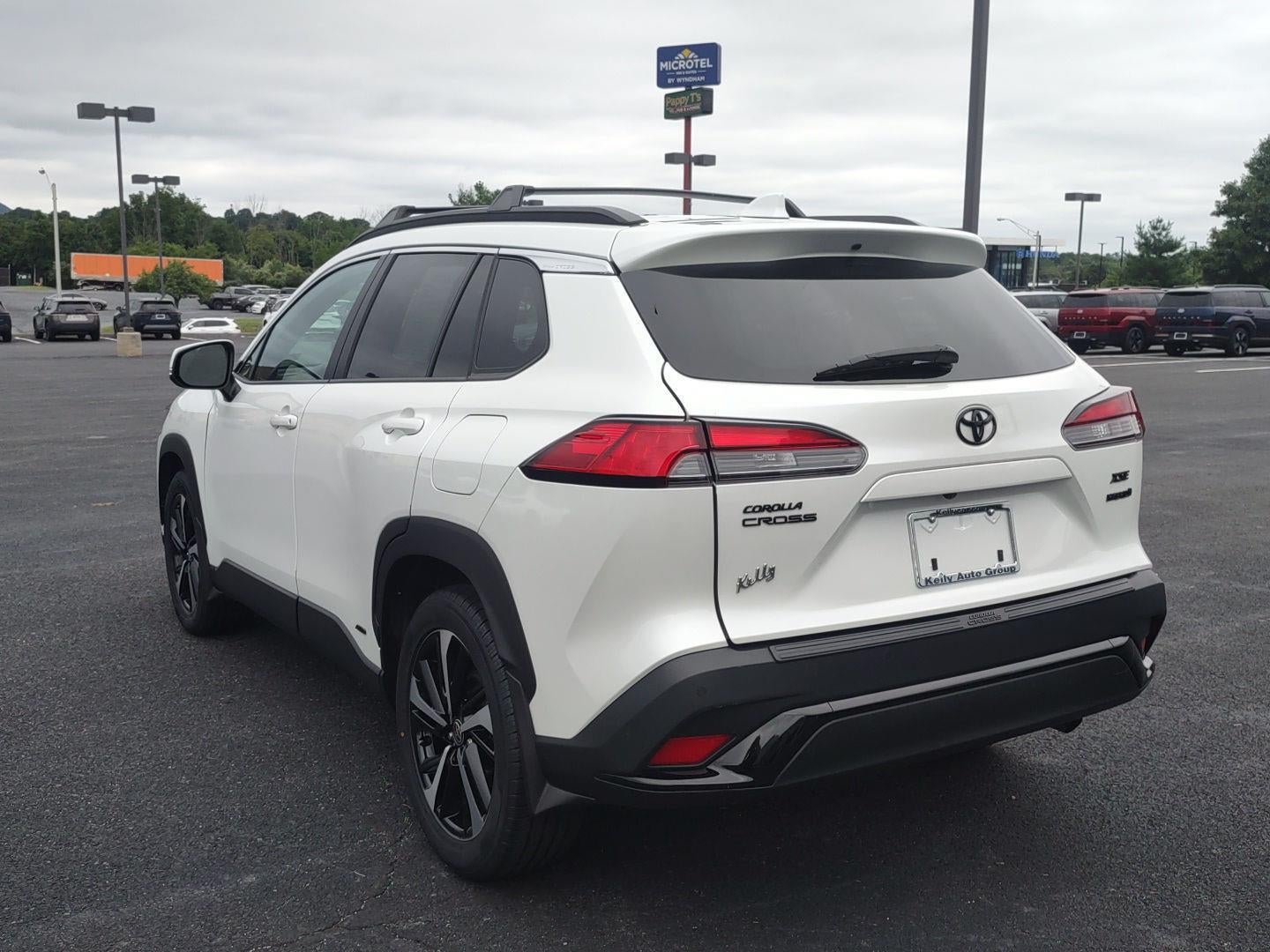2023 Toyota Corolla Cross Hybrid XSE