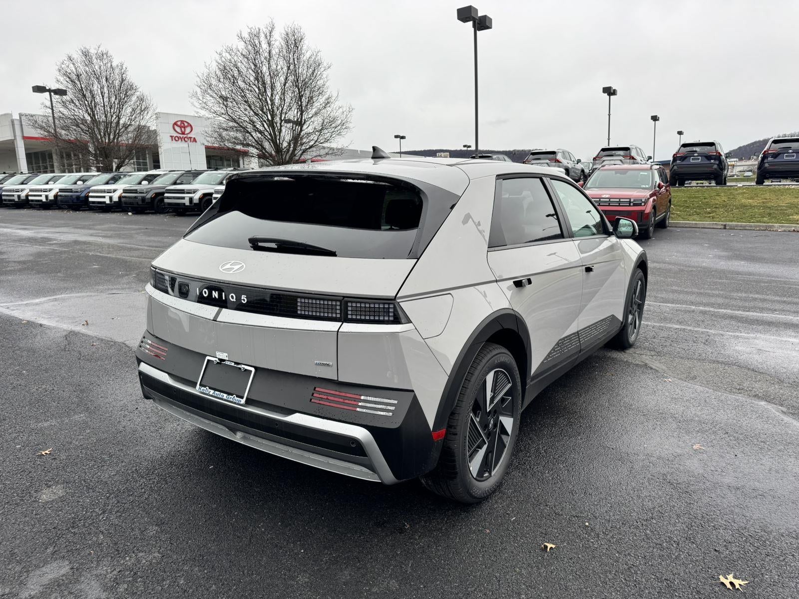 2026 Hyundai IONIQ 5 SE