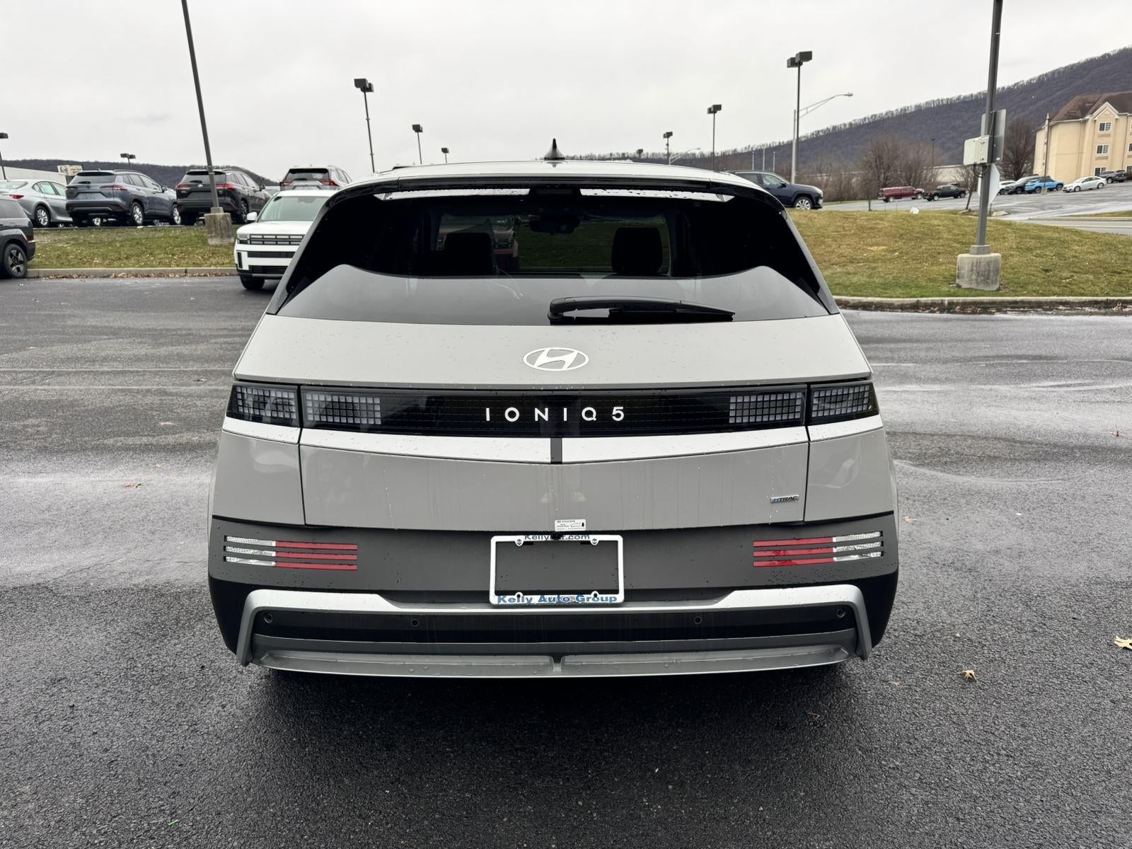 2026 Hyundai IONIQ 5 SE