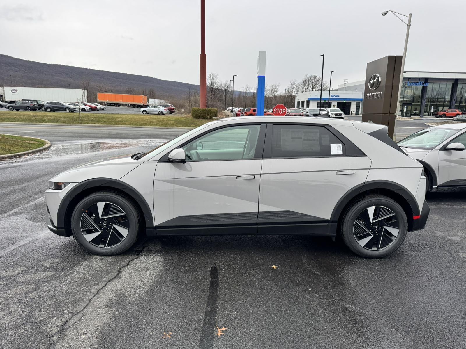 2026 Hyundai IONIQ 5 SE