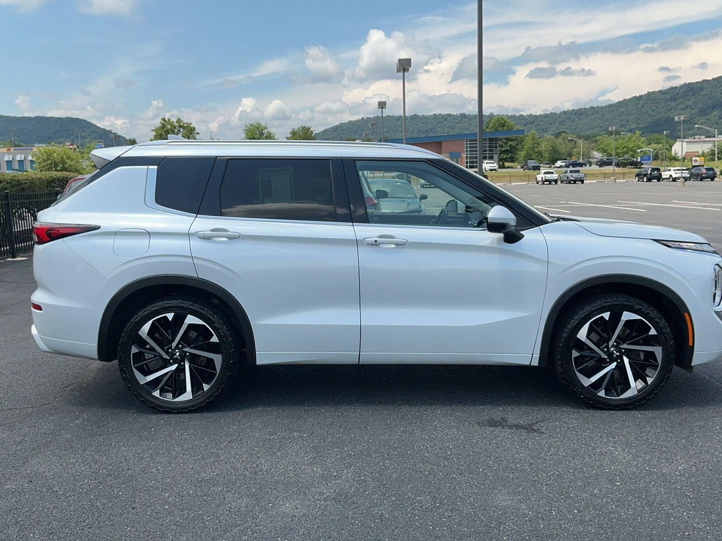 2022 Mitsubishi Outlander SEL Special Edition