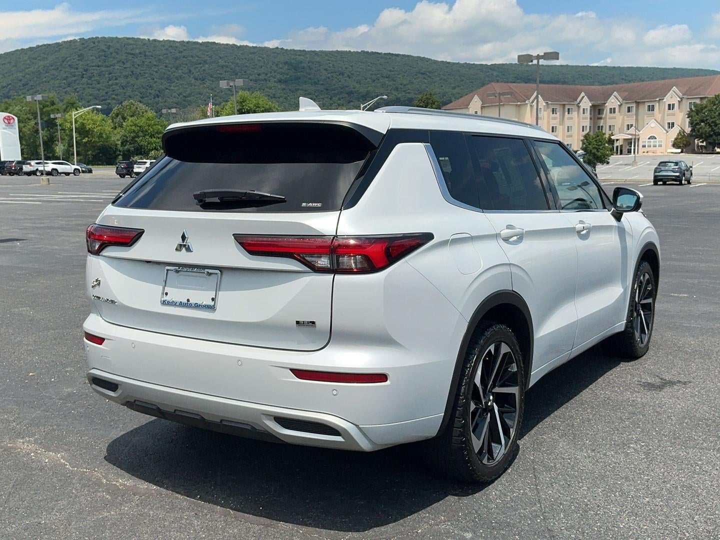 2022 Mitsubishi Outlander SEL Special Edition