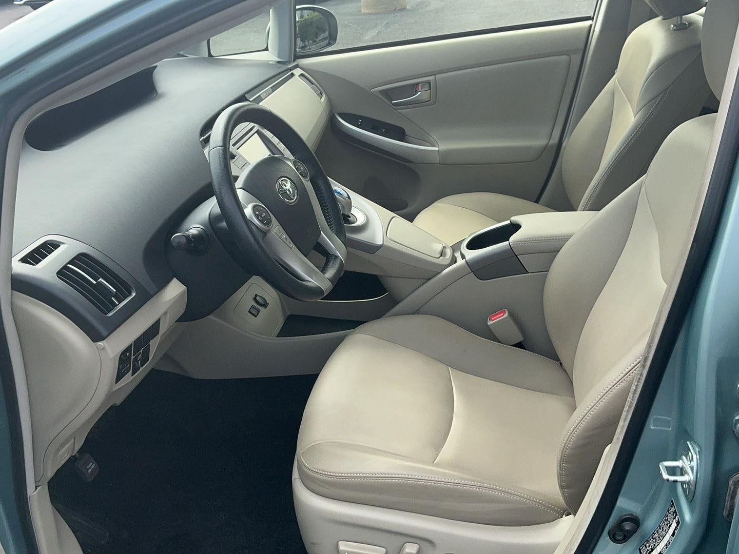 2015 Toyota Prius IV