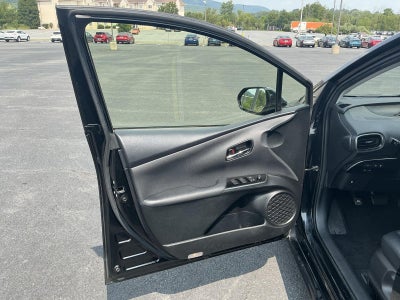 2022 Toyota Prius XLE