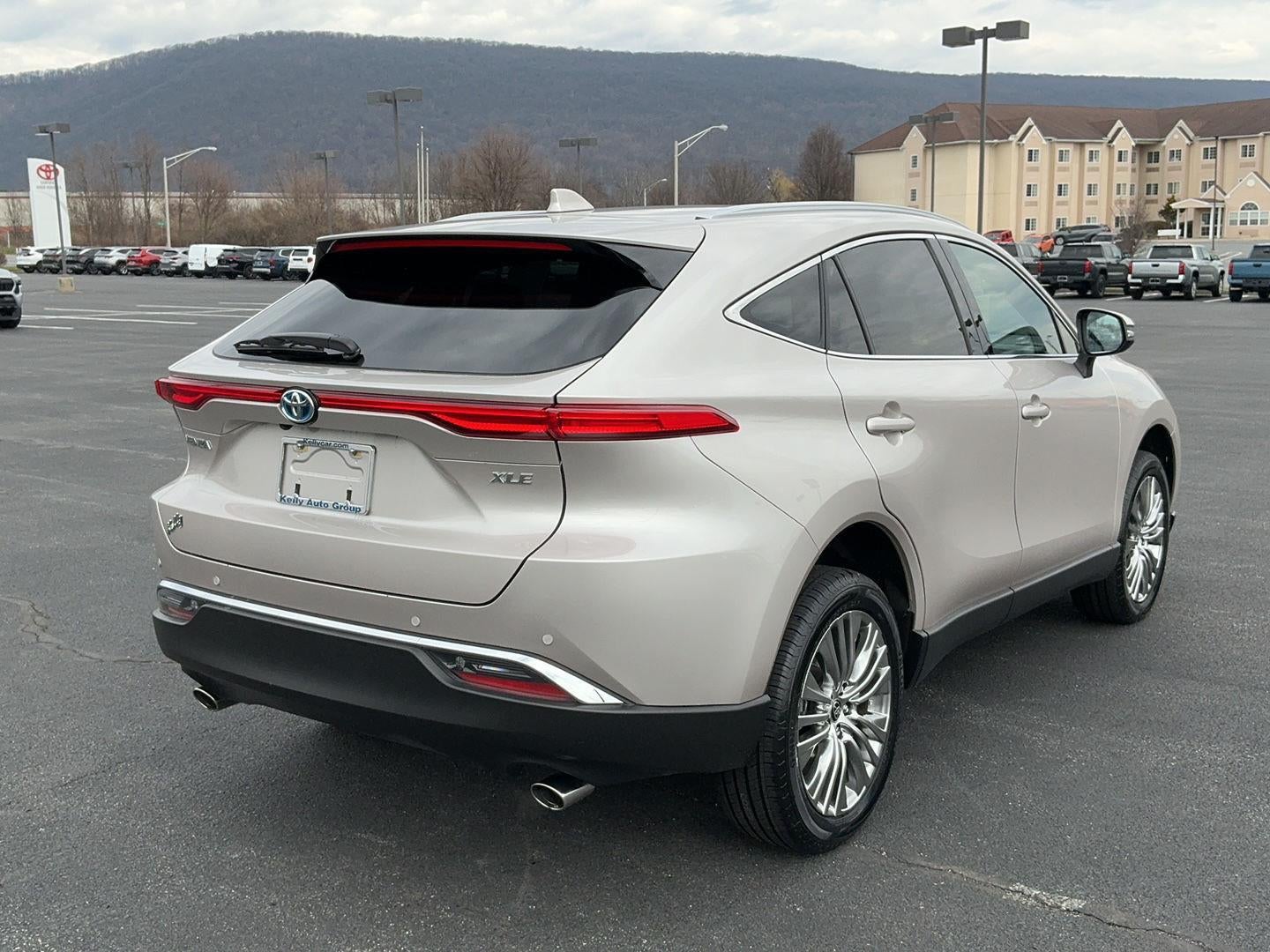 2023 Toyota Venza XLE